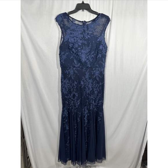 NEW $219 Alex Evenings [ 14 ] Illusion Neck Lace Embroider Godet Gown Navy‎ - Picture 6 of 13